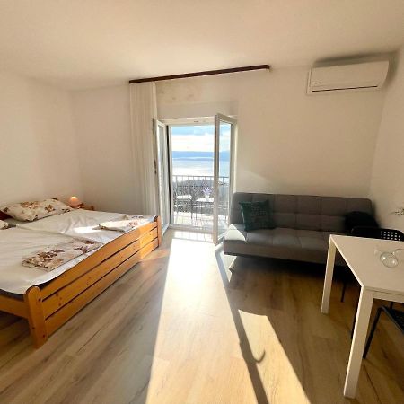 Apartments Ivana & Ante Dramalj Bagian luar foto