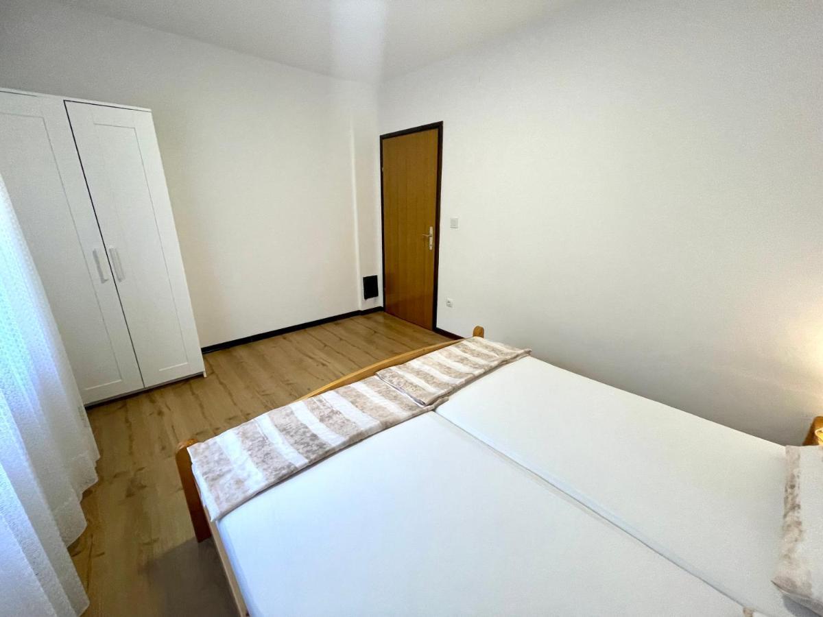 Apartments Ivana & Ante Dramalj Bagian luar foto