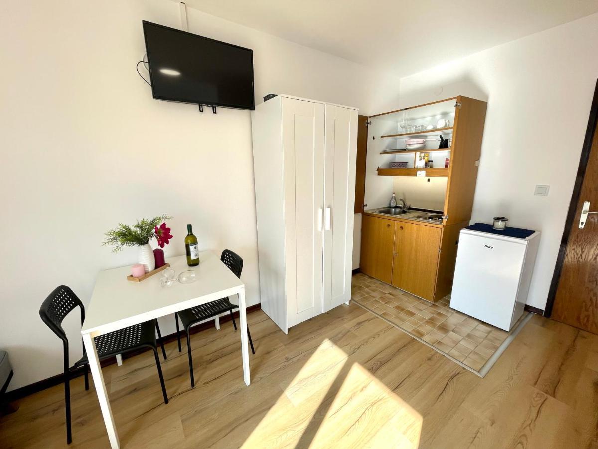 Apartments Ivana & Ante Dramalj Bagian luar foto